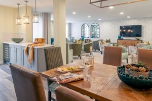 Communal Lounge- click for photo gallery